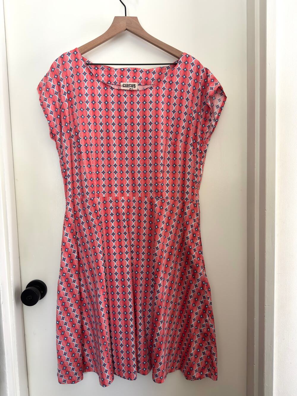 CIRCUS ModCloth retro dot, cute scalloped neckline fi+ flare mini dress sz UK 18